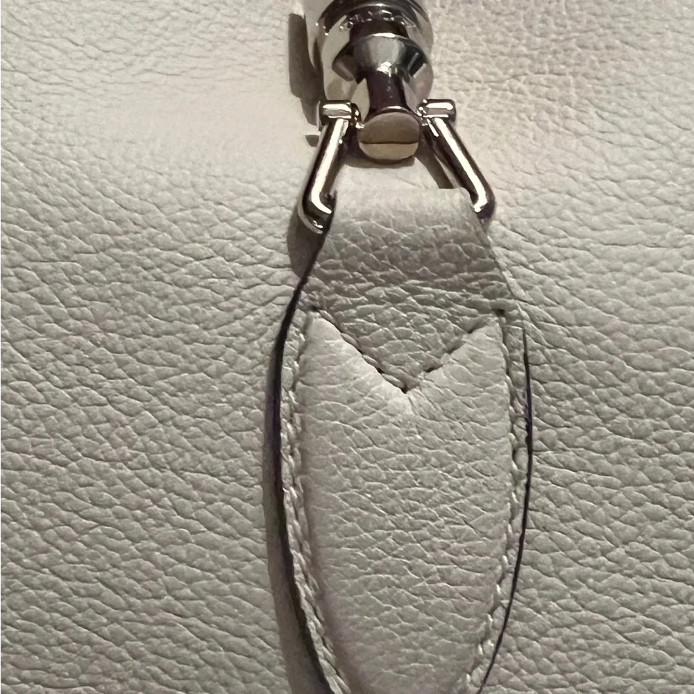 Gucci Handbag-Authentic - Picture 3 of 10